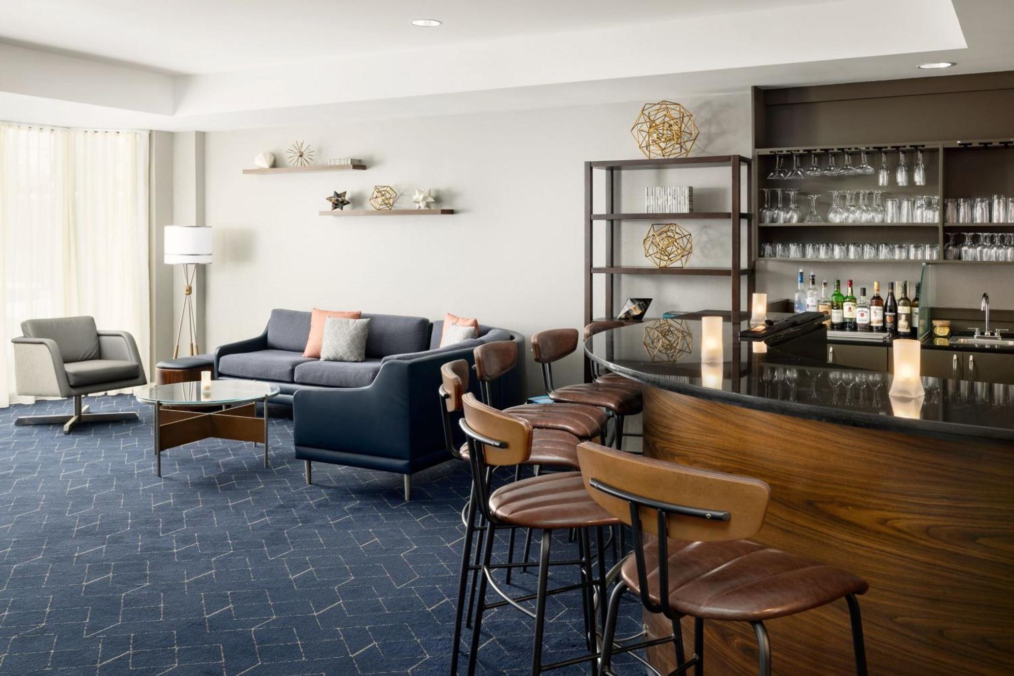 Courtyard By Marriott Concord Hotel Buitenkant foto